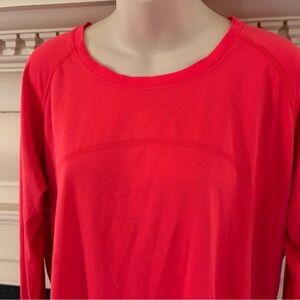 Lululemon Women's Bright Res Long Sleeve Athletic Top Sz 18